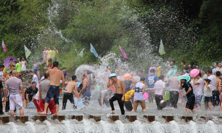 Festivals by Major Rivers in the US - Exciting Events Not to Miss